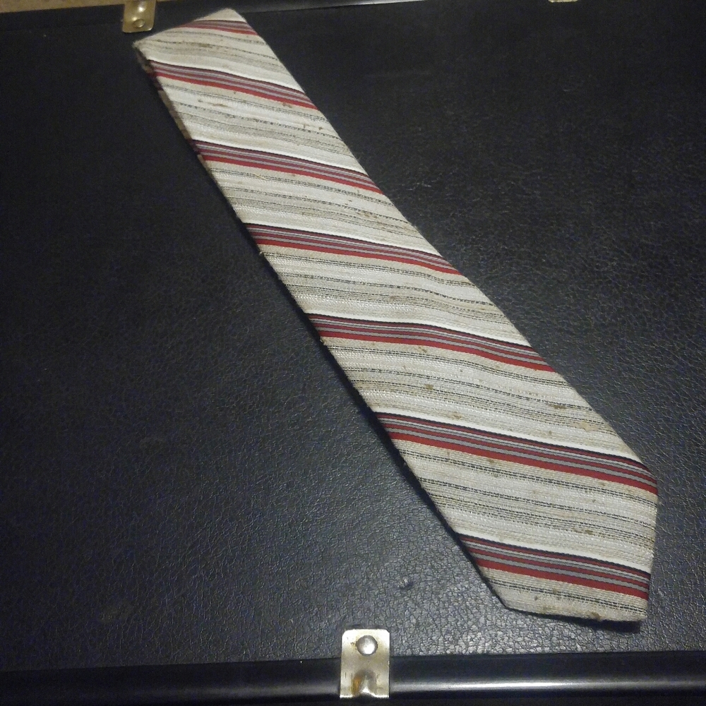 Vintage Botany 500 striped knit tie.